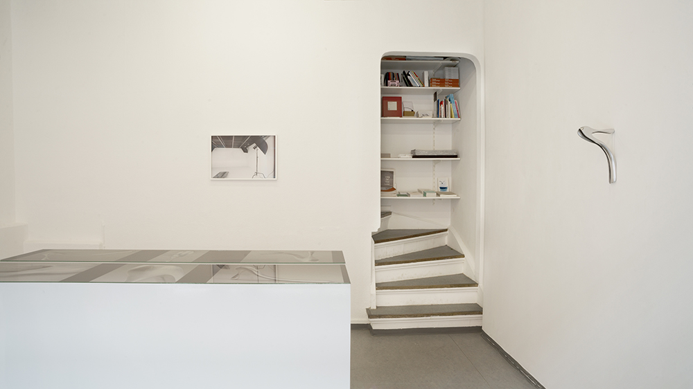 Installationsview, <em>WHAT DO YOU WANT</em>, Bladr, 2024.